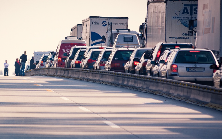 como evitar accidentes durante el mes con más altos índices de siniestros de tránsito